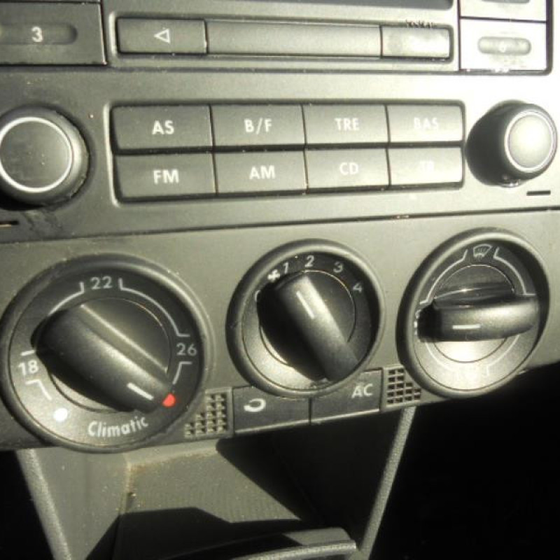 Autoradio d'origine VOLKSWAGEN POLO 4 Photo n°10