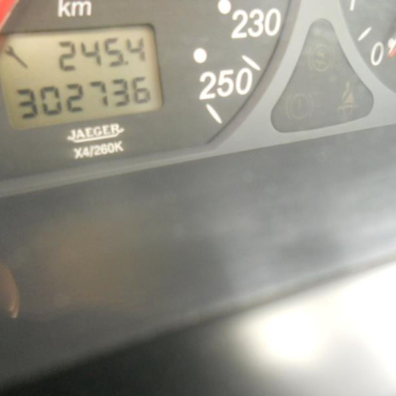 Renfort pare choc arriere (traverse) CITROEN C5 1 Photo n°8