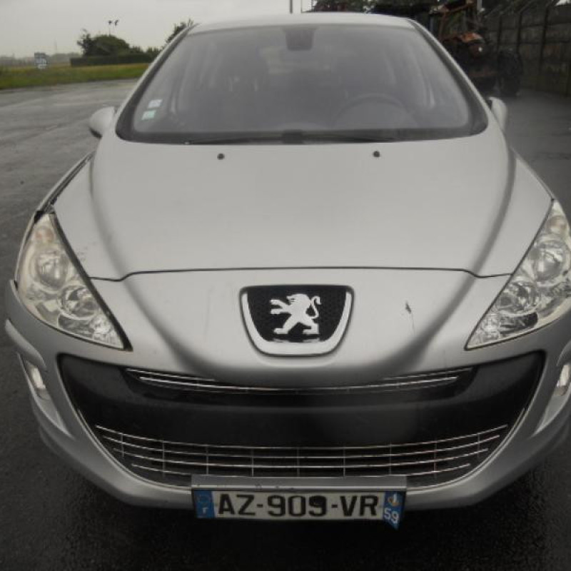 Attache ceinture arriere gauche PEUGEOT 308 1 Photo n°5