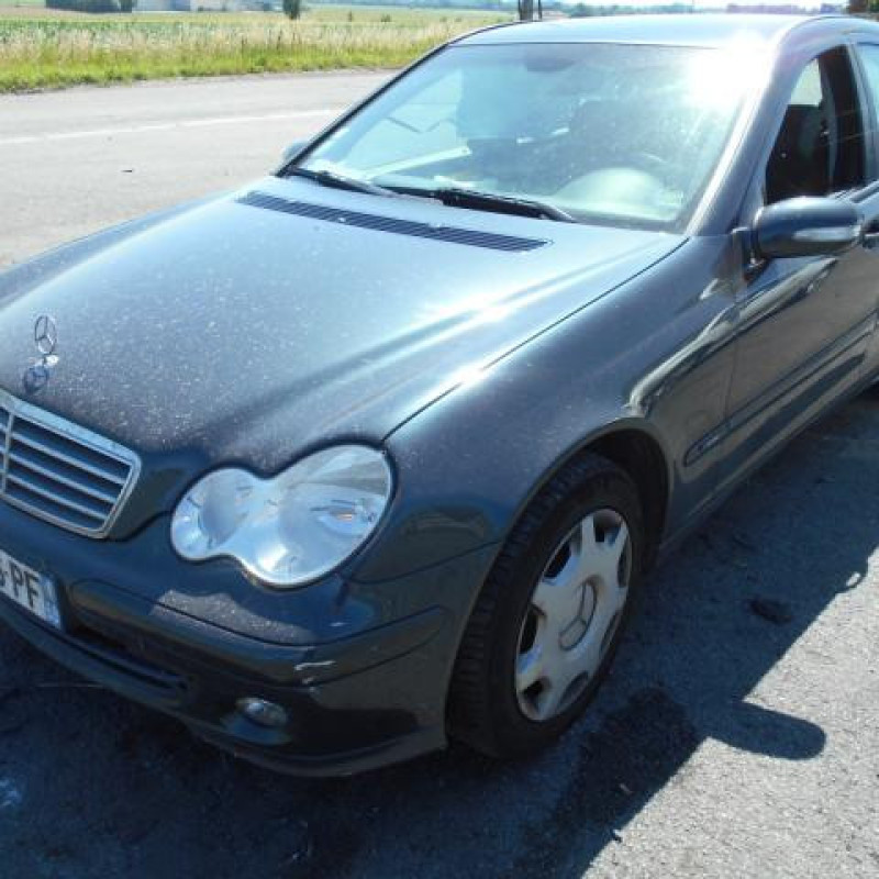 Bouton de warning MERCEDES CLASSE C 203 Photo n°4