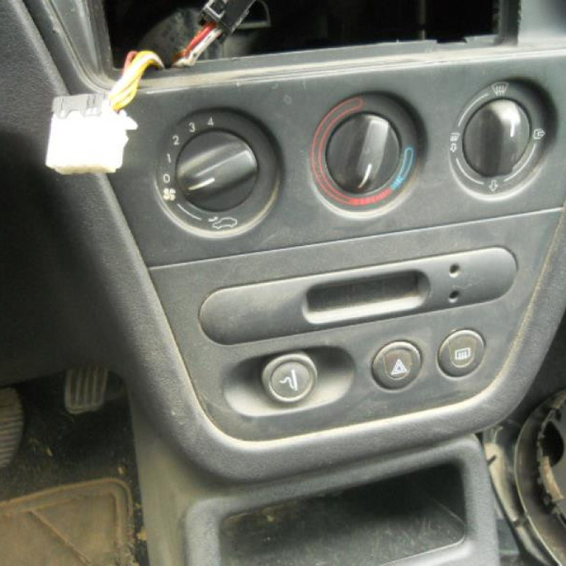 Bras essuie glace avant droit PEUGEOT 306 Photo n°6