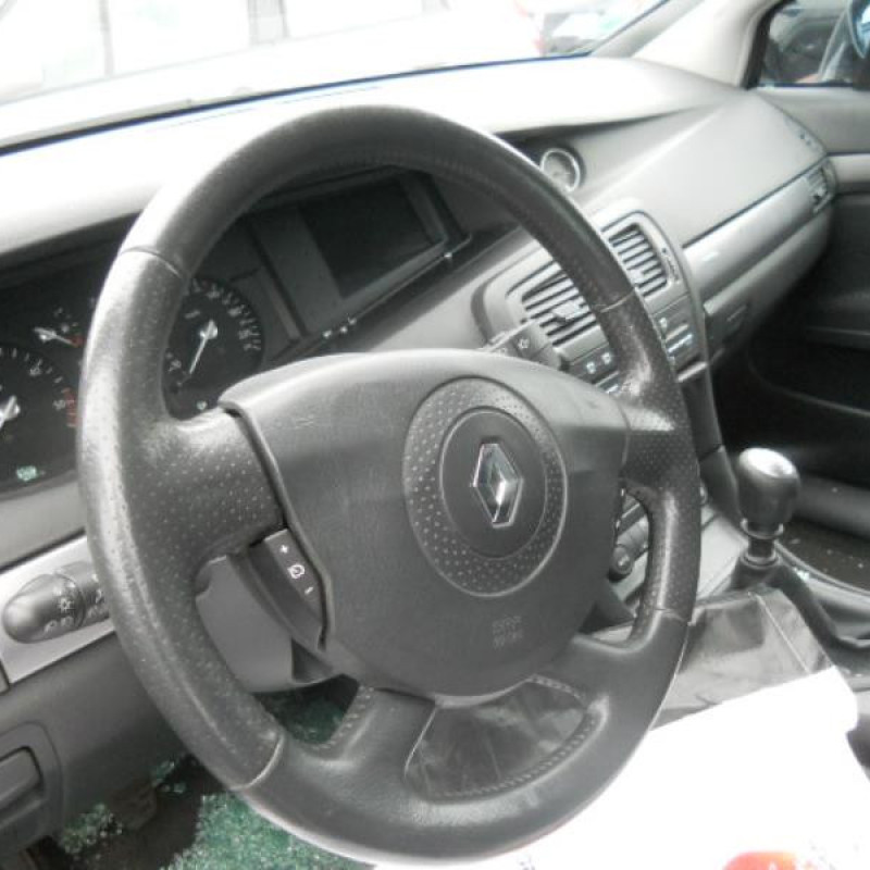 Traverse superieure RENAULT VEL SATIS Photo n°6
