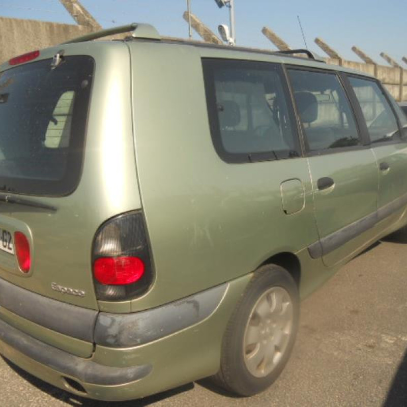 Traverse superieure RENAULT GRAND ESPACE 3 Photo n°4