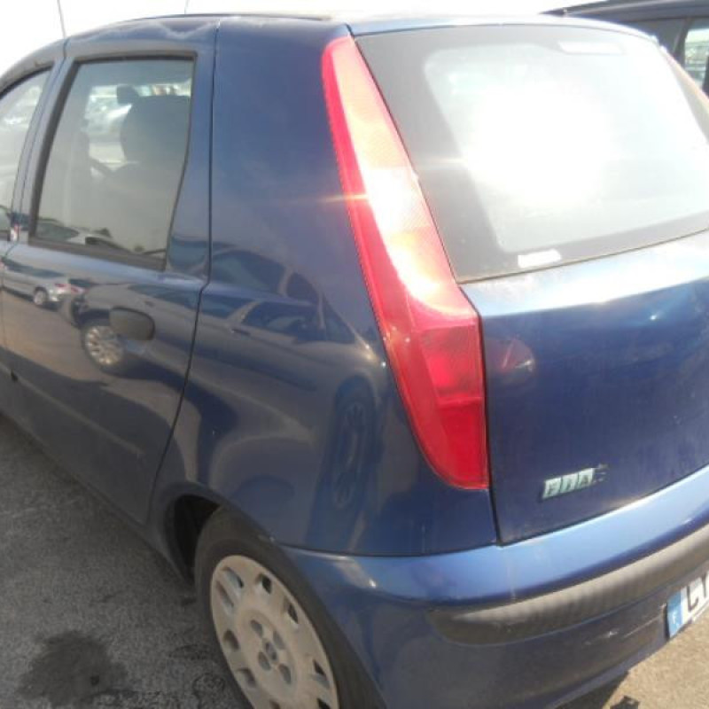 Retroviseur gauche FIAT PUNTO 2 Photo n°7
