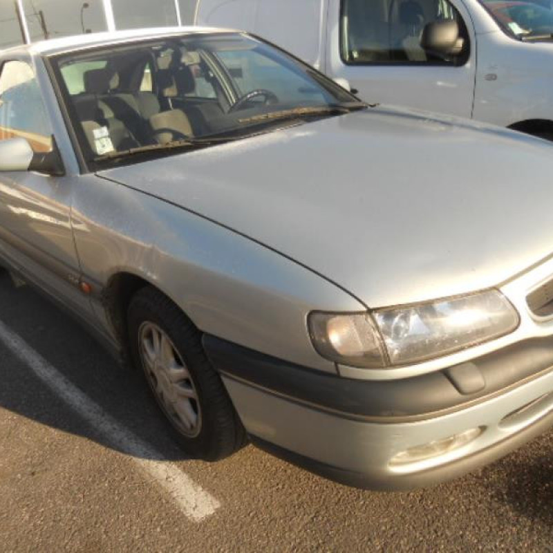 Interrupteur de leve vitre avant gauche RENAULT SAFRANE Photo n°5