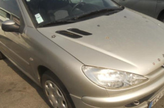 Bras essuie glace avant gauche PEUGEOT 206