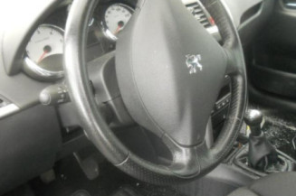 Bras essuie glace avant droit PEUGEOT 207