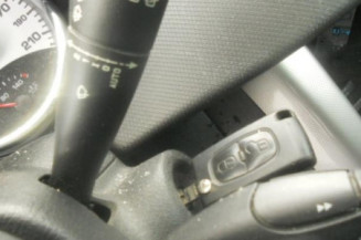 Bras essuie glace avant droit PEUGEOT 207