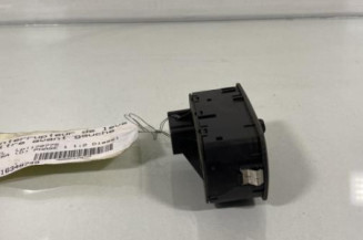 Interrupteur de leve vitre avant gauche OPEL CORSA D