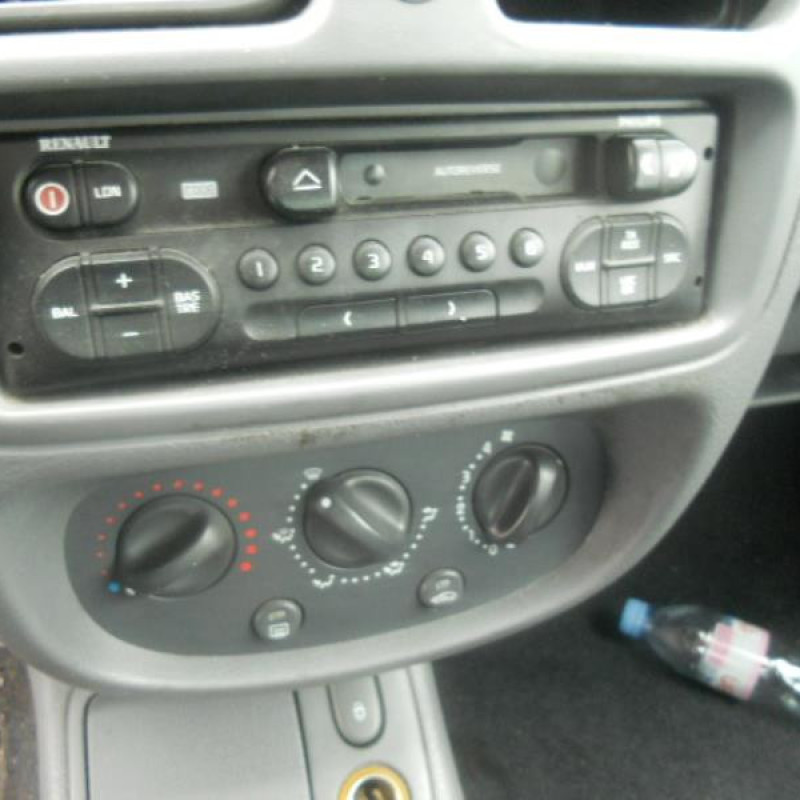 Retroviseur gauche RENAULT CLIO 2 Photo n°9