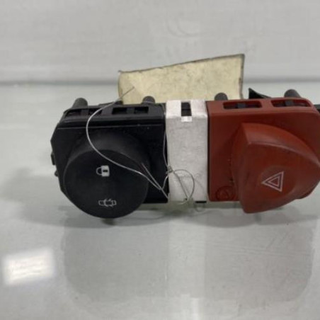 Bouton de warning RENAULT SCENIC 2 Photo n°1