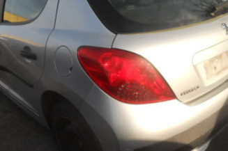 Bras essuie glace avant droit PEUGEOT 207