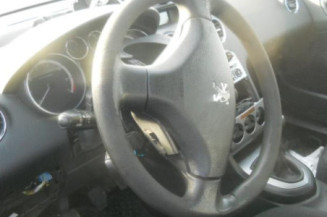 Bras essuie glace avant droit PEUGEOT 308 1