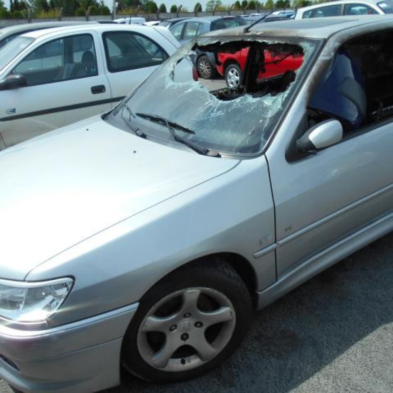 Bras essuie glace avant droit PEUGEOT 306 Photo n°1