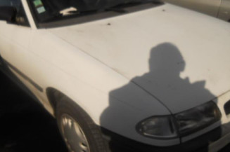 Bras essuie glace arriere OPEL ASTRA F