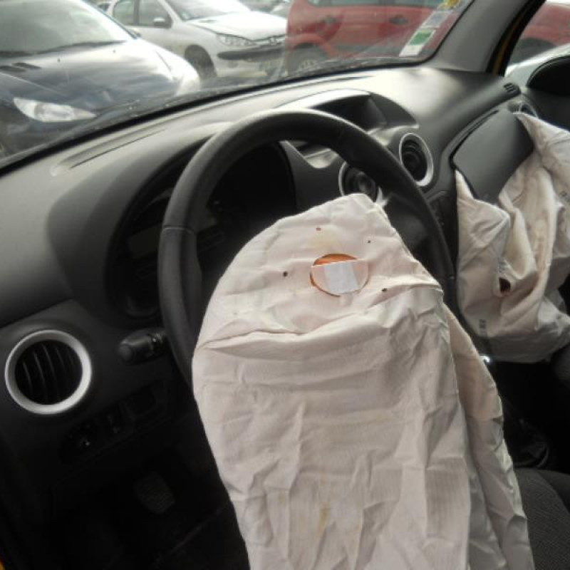 Trappe d'essence CITROEN C3 1 Photo n°9