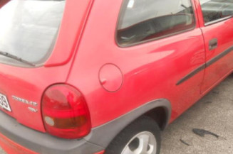 Porte avant droit OPEL CORSA B