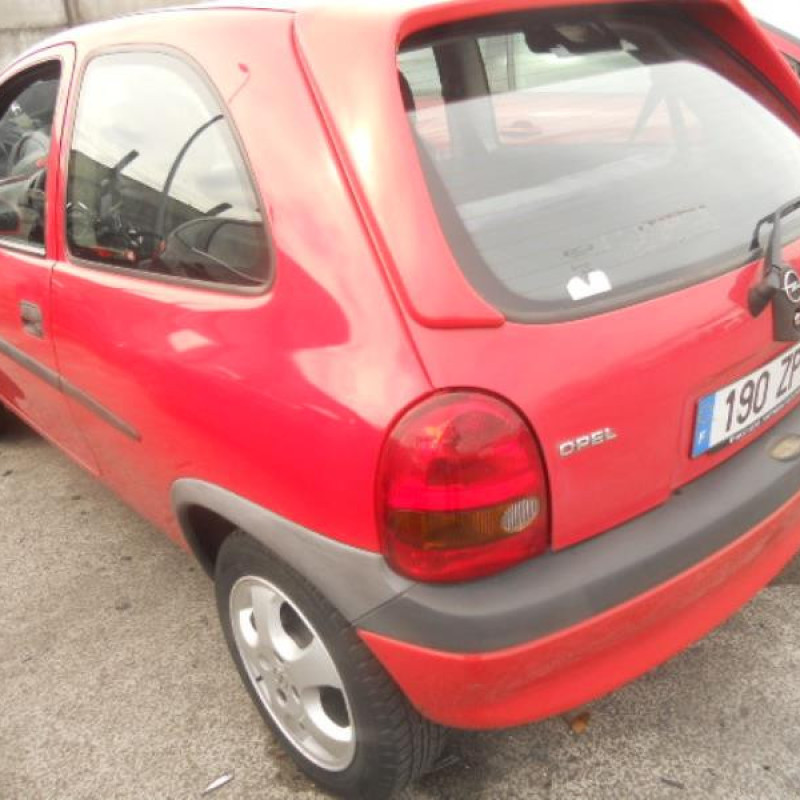 Porte avant droit OPEL CORSA B Photo n°6