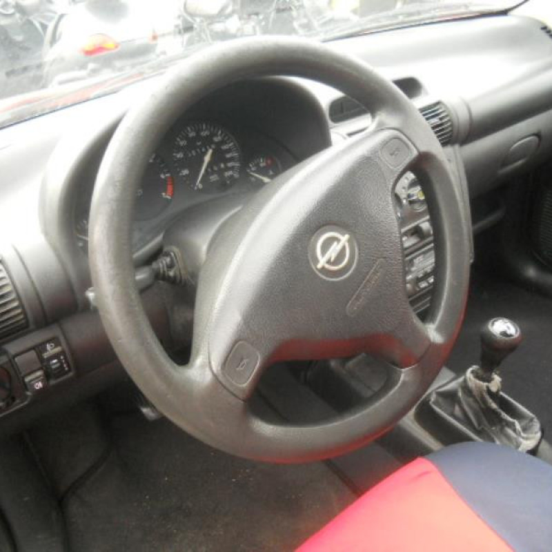 Porte avant droit OPEL CORSA B Photo n°7