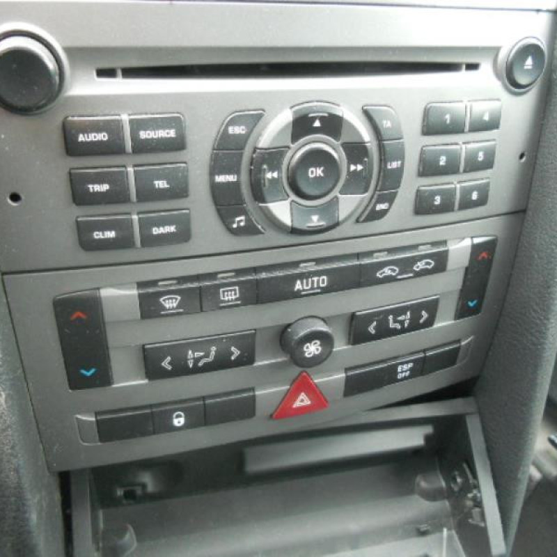 Bras essuie glace avant droit PEUGEOT 407 Photo n°6