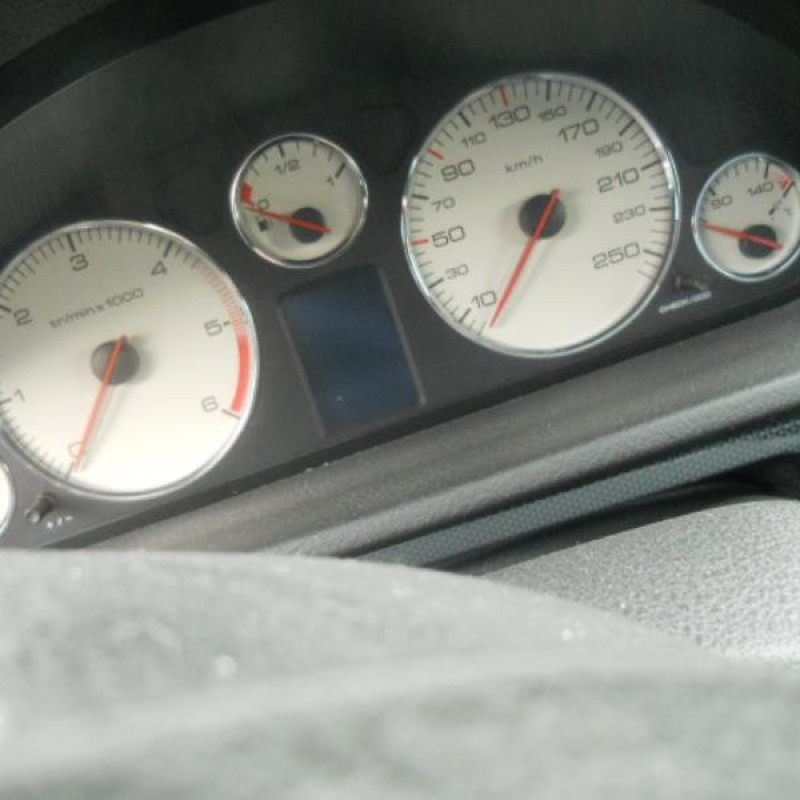 Bras essuie glace avant droit PEUGEOT 407 Photo n°8