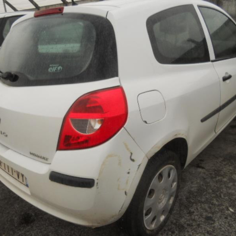 Bloc ABS (freins anti-blocage) RENAULT CLIO 3 Photo n°5