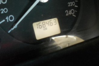 Traverse superieure RENAULT LAGUNA 2