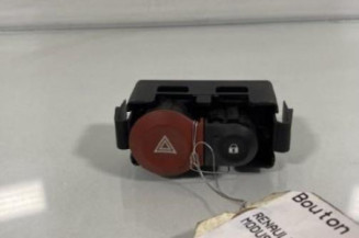Bouton de warning RENAULT MODUS Photo n°1
