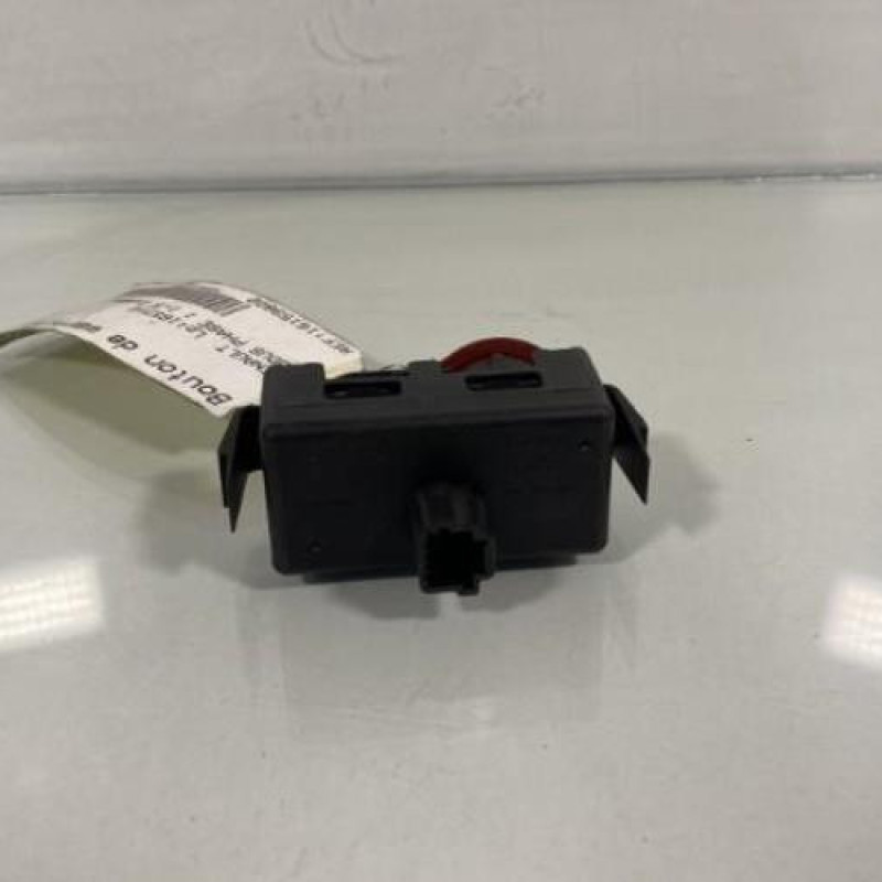 Bouton de warning RENAULT MODUS Photo n°3
