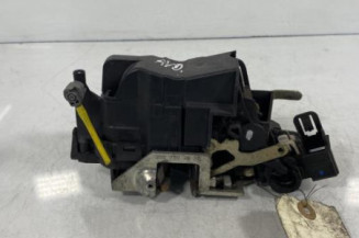 Serrure avant droit MERCEDES CLASSE E 210