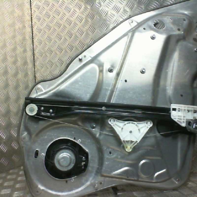 Leve vitre electrique arriere droit MERCEDES CLASSE C 204 Photo n°1