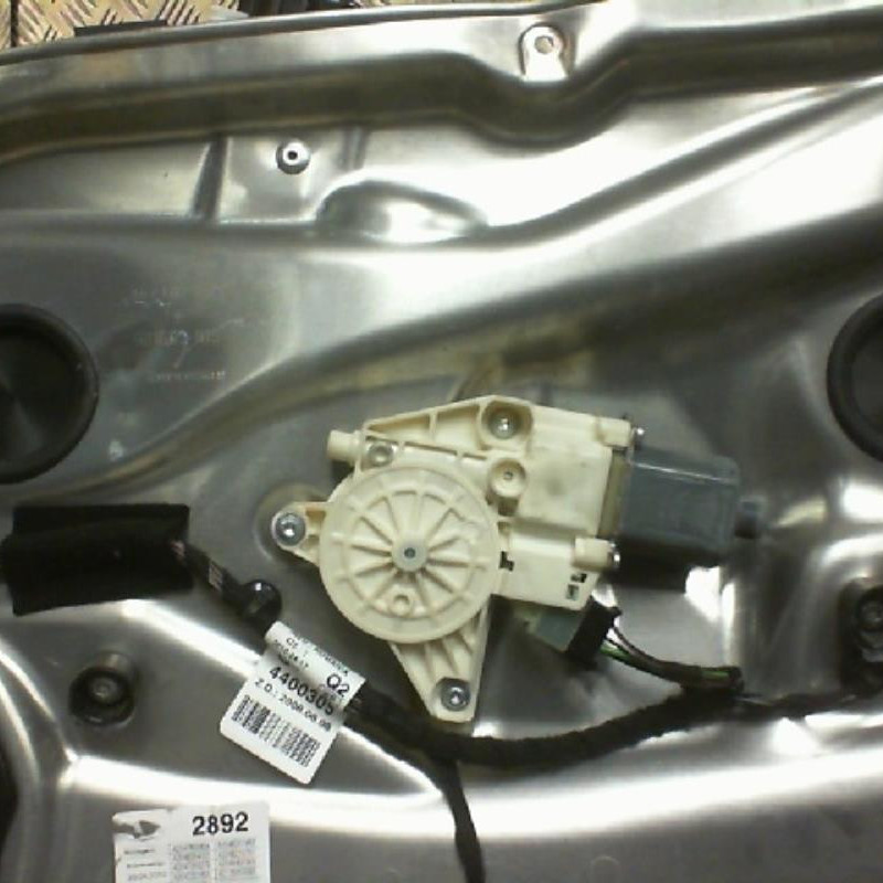 Leve vitre electrique avant droit MERCEDES CLASSE C 204 Photo n°2