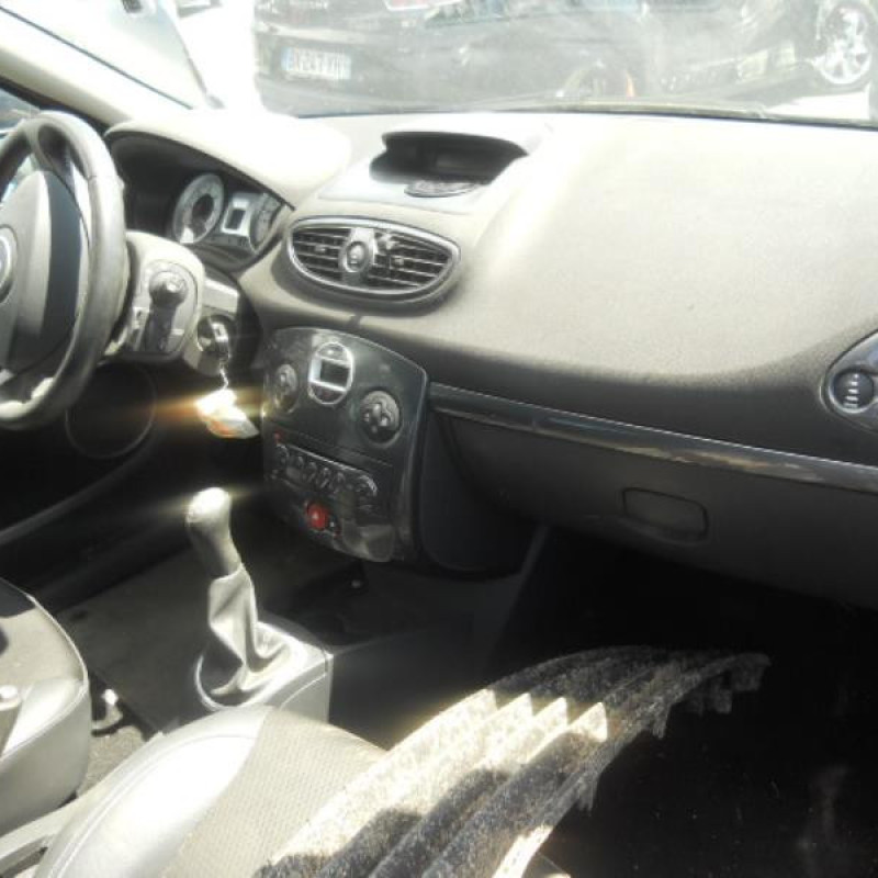 Serrure arriere gauche RENAULT CLIO 3 Photo n°9