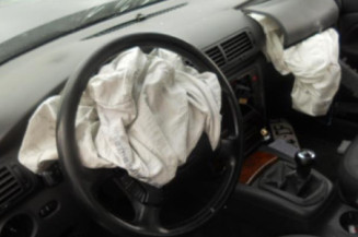 Retroviseur droit VOLKSWAGEN PASSAT 4
