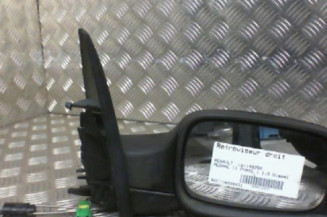 Retroviseur droit RENAULT MEGANE 2 Photo n°1