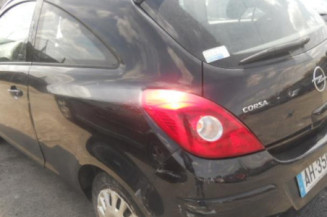 Serrure avant droit OPEL CORSA D