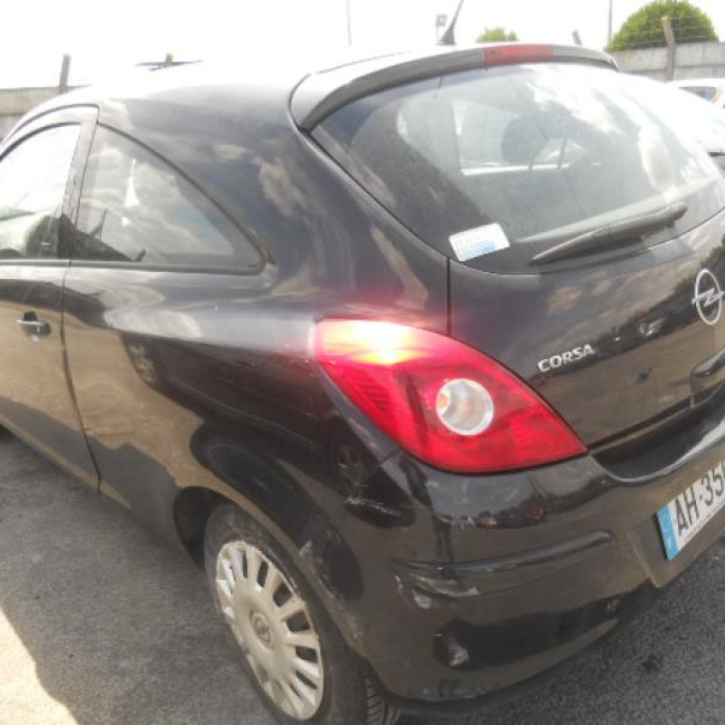 Serrure avant droit OPEL CORSA D Photo n°7