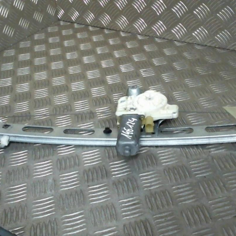 Leve vitre electrique avant gauche MERCEDES CLASSE A 168 Photo n°1