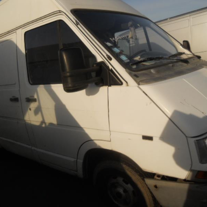 Bras essuie glace avant gauche RENAULT TRAFIC 1 Photo n°2