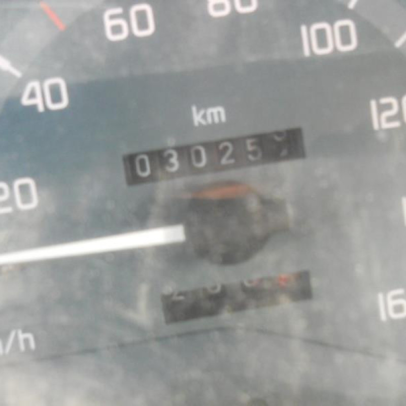 Bras essuie glace avant gauche RENAULT TRAFIC 1 Photo n°8