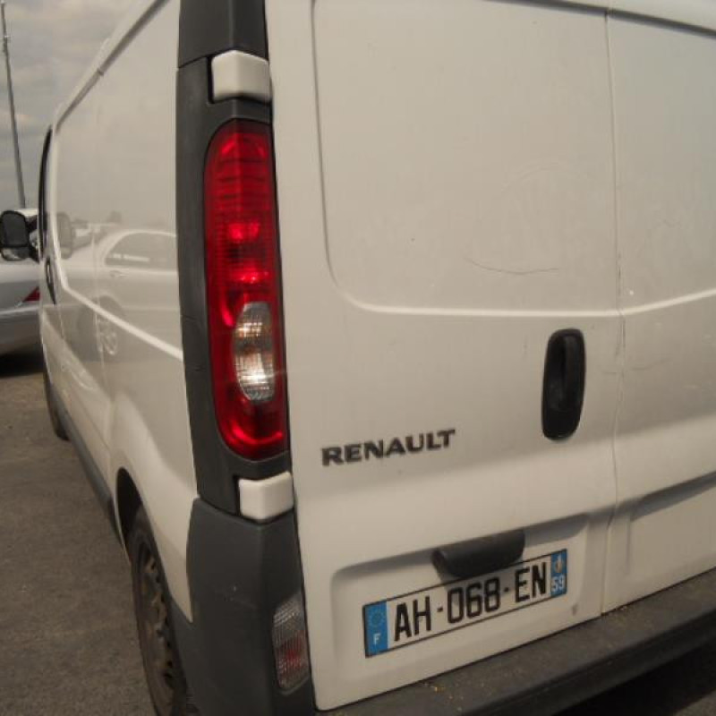 Maitre cylindre (freinage) RENAULT TRAFIC 2 Photo n°8