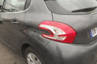 Poignee interieur avant gauche PEUGEOT 208 1