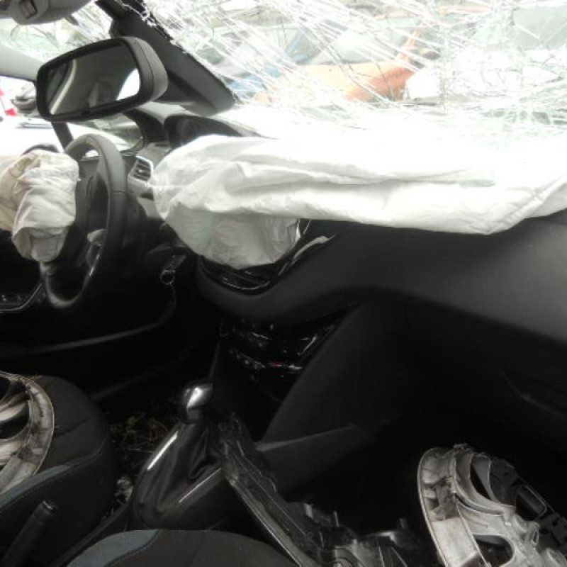 Poignee interieur avant gauche PEUGEOT 208 1 Photo n°9