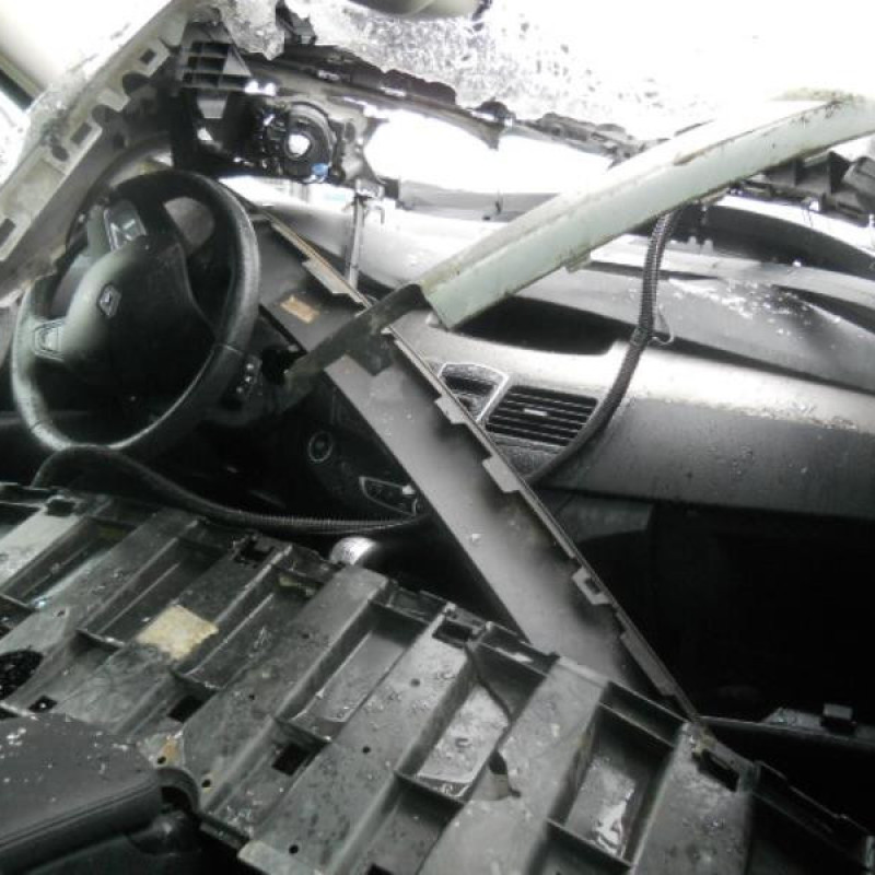 Pivot de moyeu avant gauche RENAULT LAGUNA 3 Photo n°6