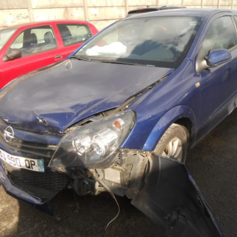 Bouton de warning OPEL ASTRA H Photo n°4