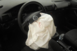 Retroviseur droit VOLKSWAGEN PASSAT 4