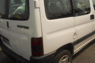 Custode arriere droit PEUGEOT PARTNER 1
