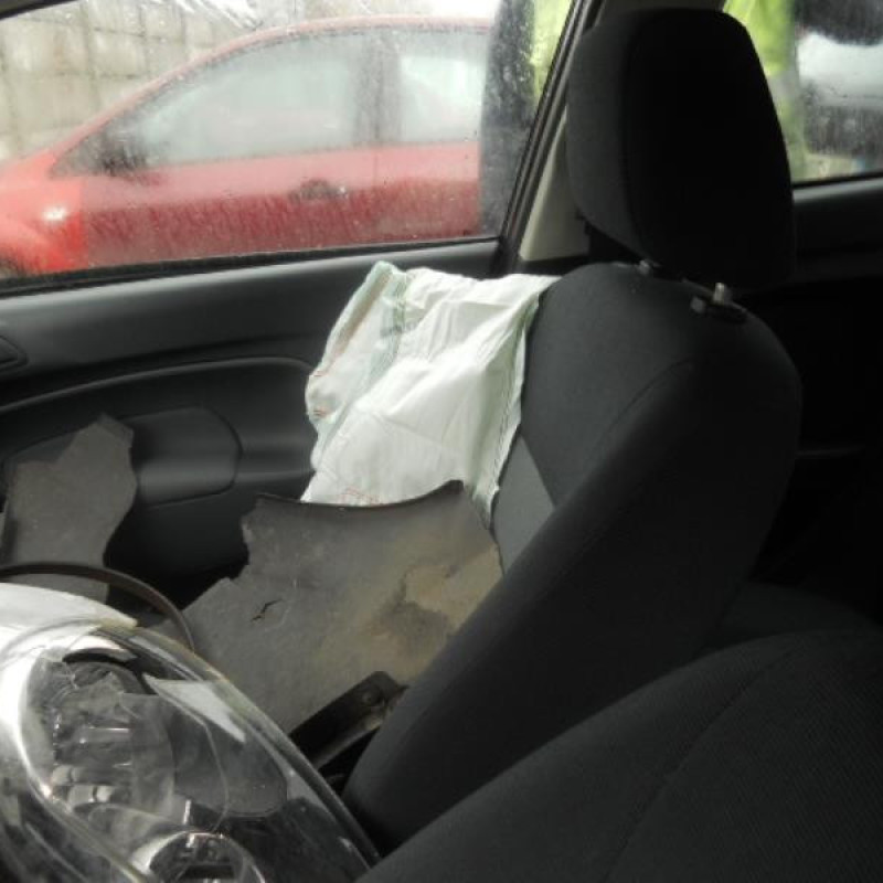 Serrure avant droit FORD FIESTA 6 Photo n°10