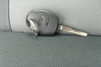 Serrure avant droit FORD FIESTA 6
