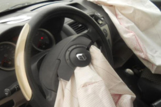 Bras essuie glace avant gauche RENAULT MEGANE 2